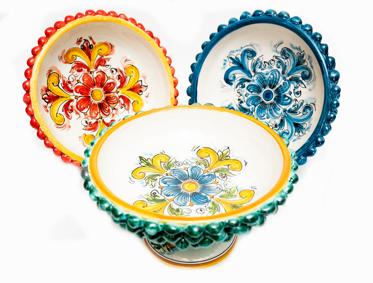 Alzata grande mezza pigna in ceramica siciliana di Caltagirone realizzata e decorata a mano verde