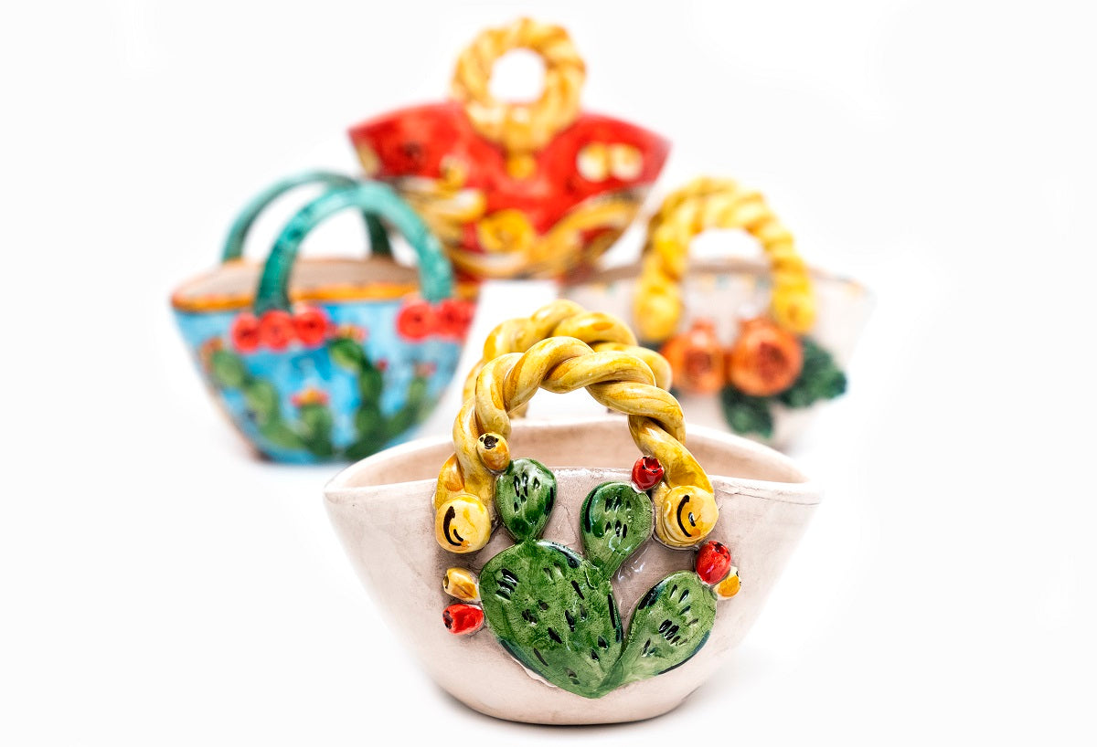 Coffa siciliana in ceramica siciliana di Caltagirone realizzata e decorata a mano dai ceramisti di Caltagirone h10cm ficodindia