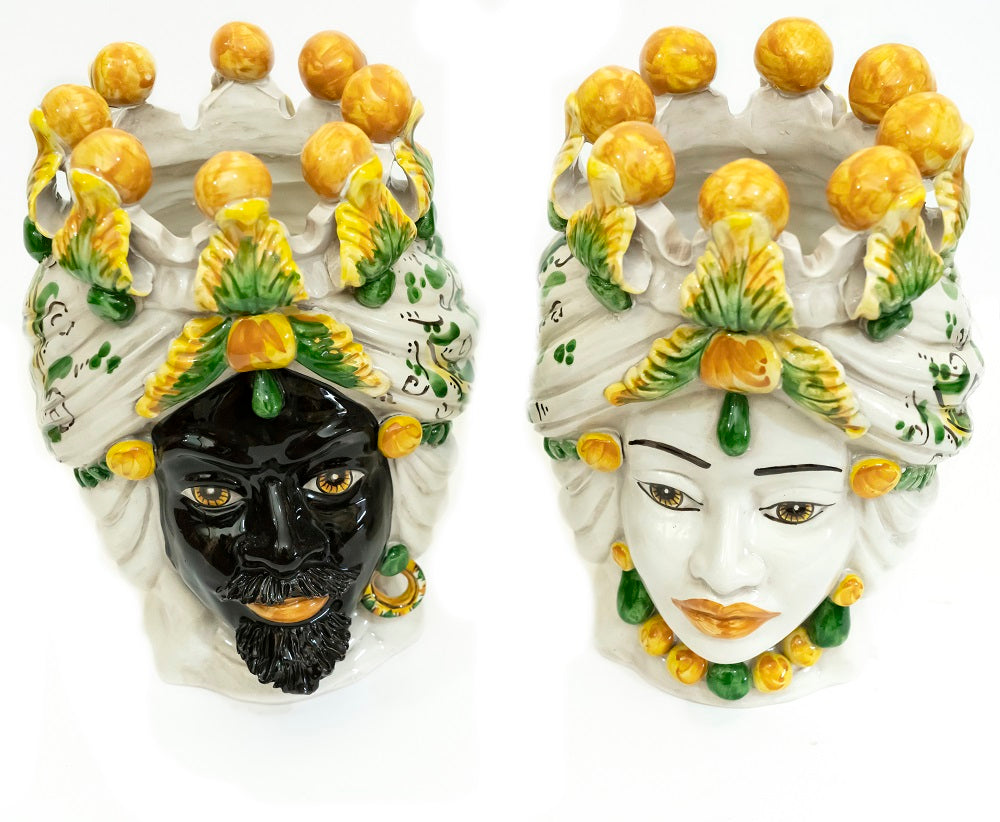 Coppia teste di moro in ceramica siciliana di Caltagirone h30cm art. giallo siciliano