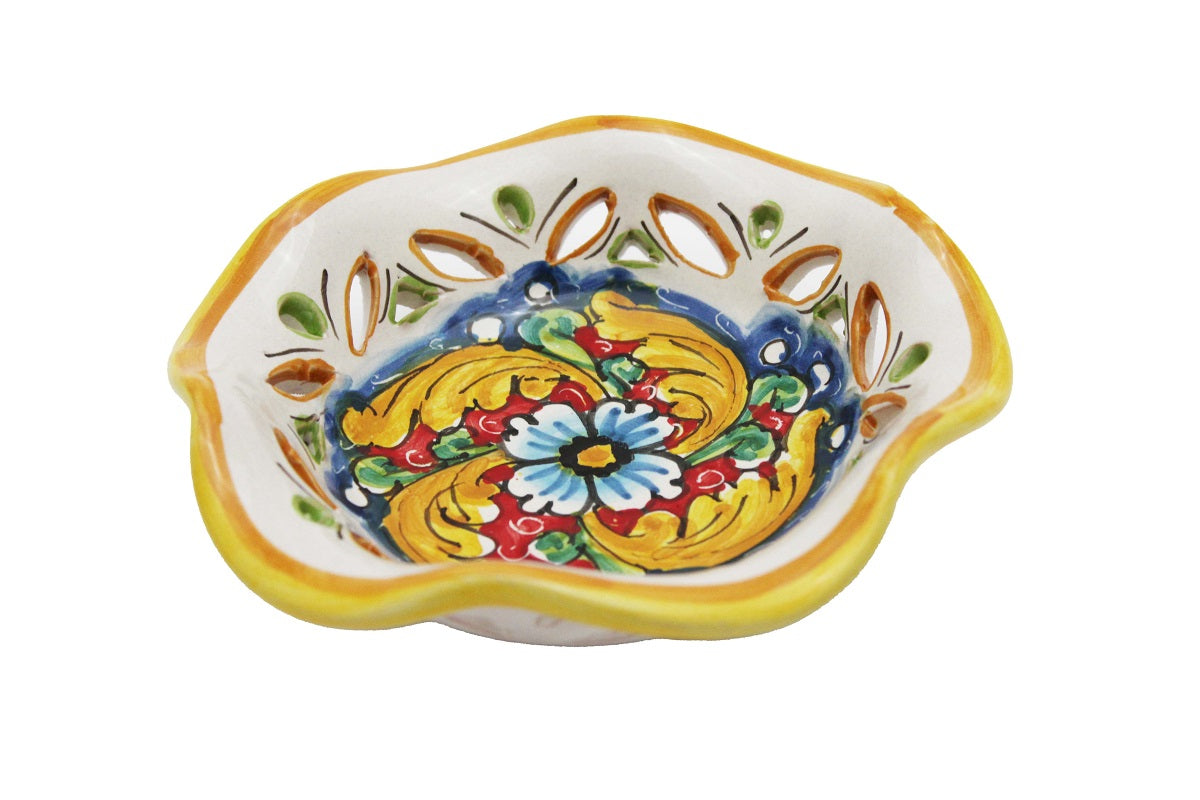 Ciotola piccola in ceramica decorata a mano da ceramisti siciliani fiore rosso art 23