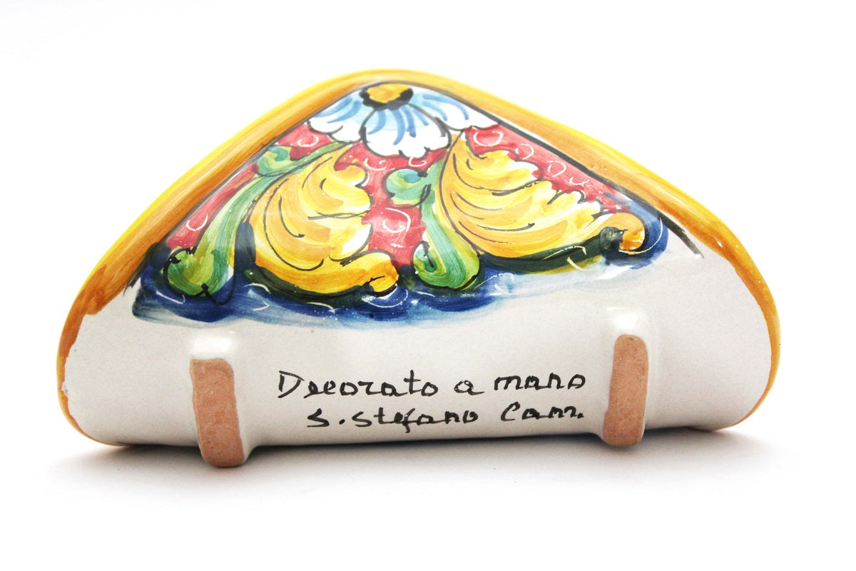 Portatovaglioli a fazzoletto in ceramica decorata a mano da ceramisti siciliani fiore rosso art 10