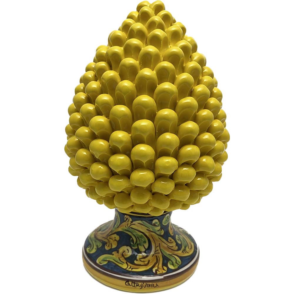 Pigna decorativa in ceramica di Caltagirone dipinta e decorata a mano giallo H 30 cm