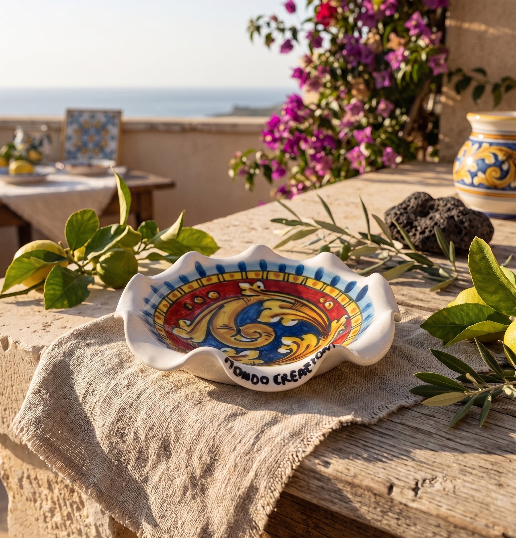 Ciotola in ceramica siciliana di Caltagirone decorata a mano art 20
