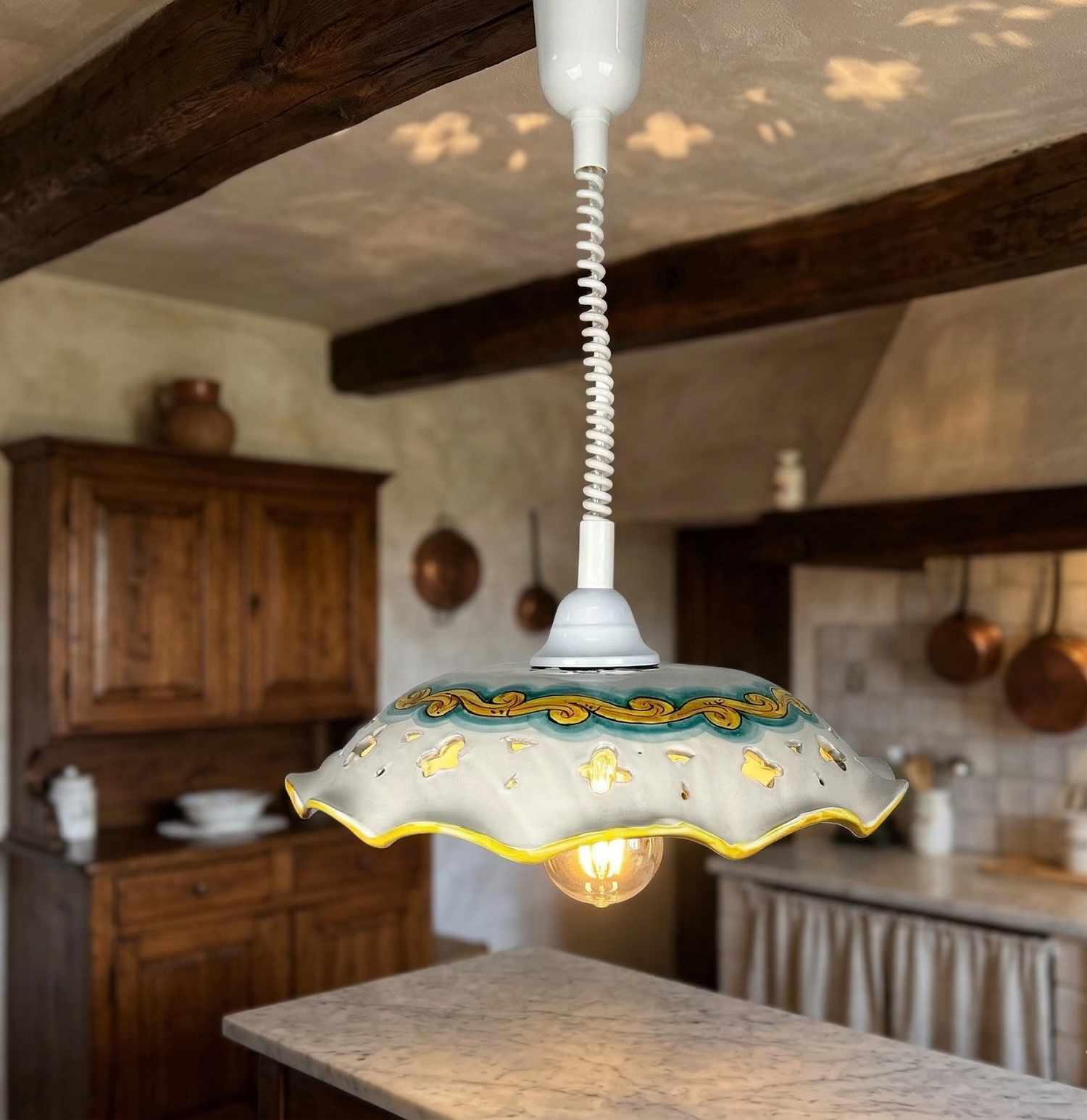 Lampadario a sospensione 1 luce saliscendi con ceramica realizzata e decorata artigianalmente coll. Martina