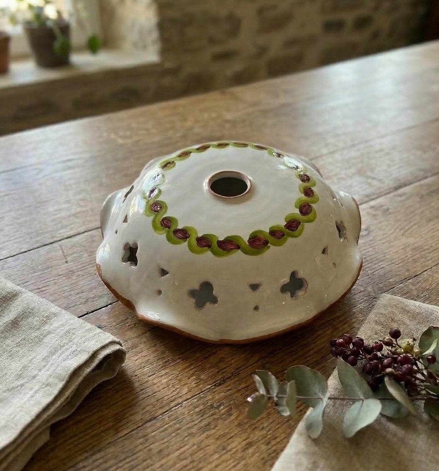 Piatto in ceramica per lampadario decorato realizzato e firmato a mano sospensione art. girasole