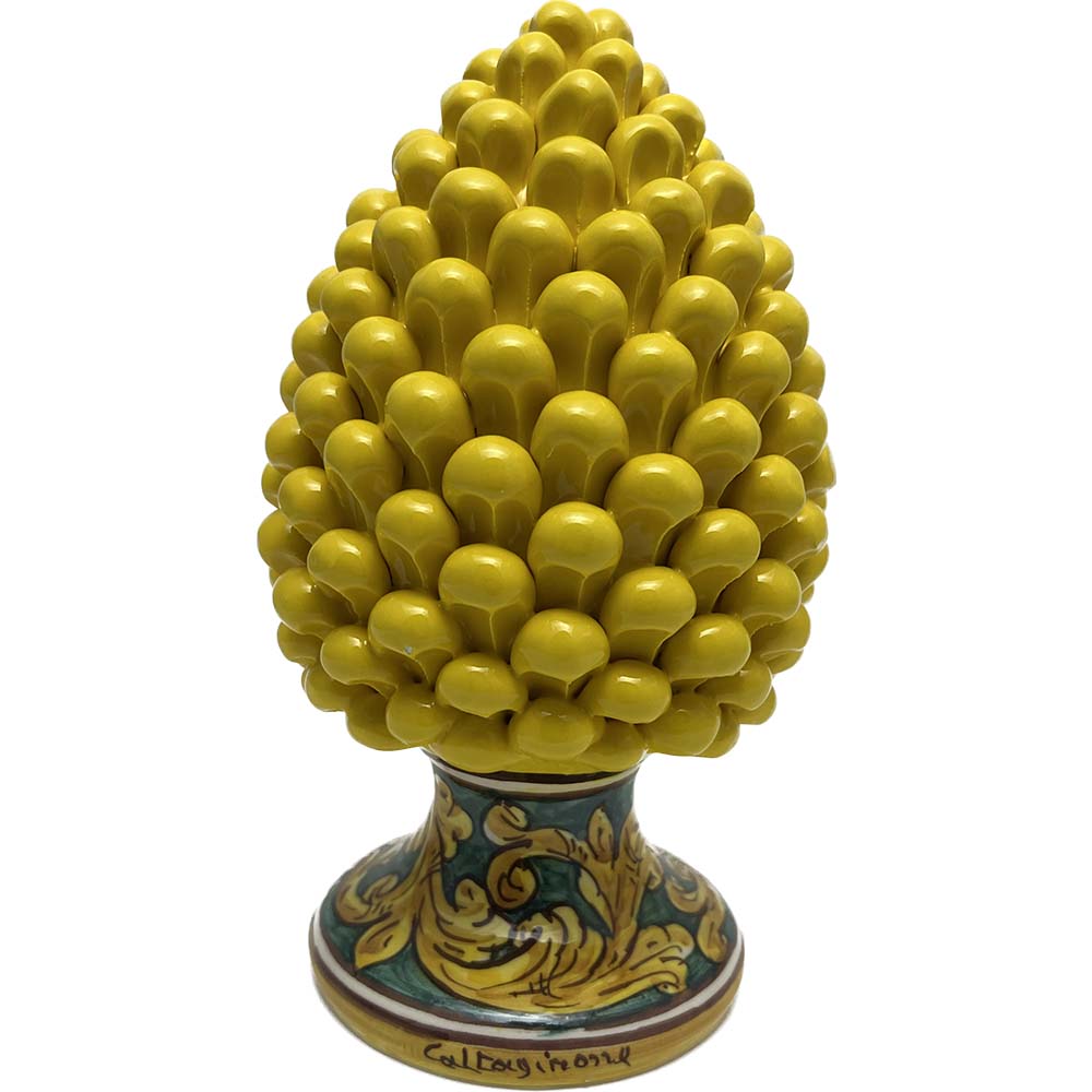 Pigna decorativa in ceramica di Caltagirone dipinta e decorata a mano giallo H 25 cm