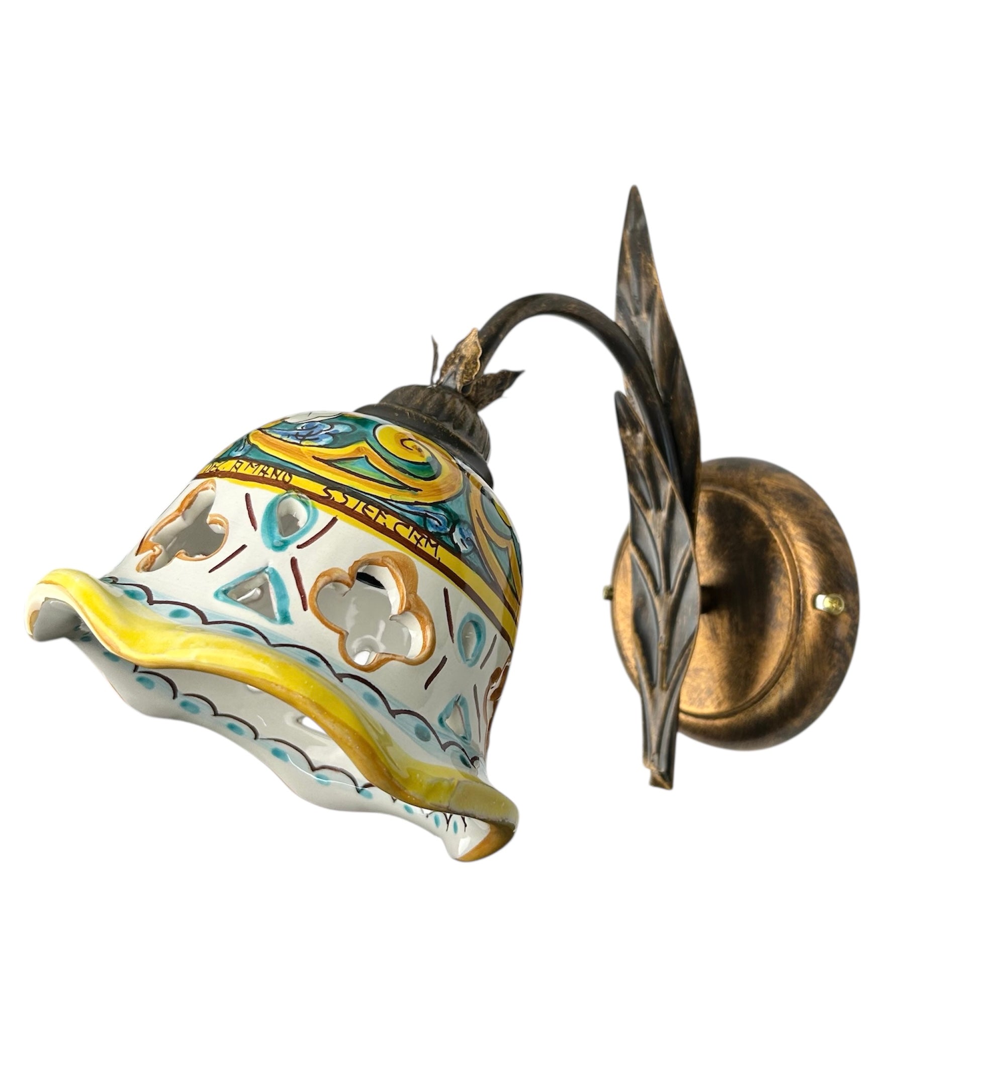 Applique da parete a 1 luce in ferro battuto e ceramica realizzato e decorato artigianalmente a mano art. gomes