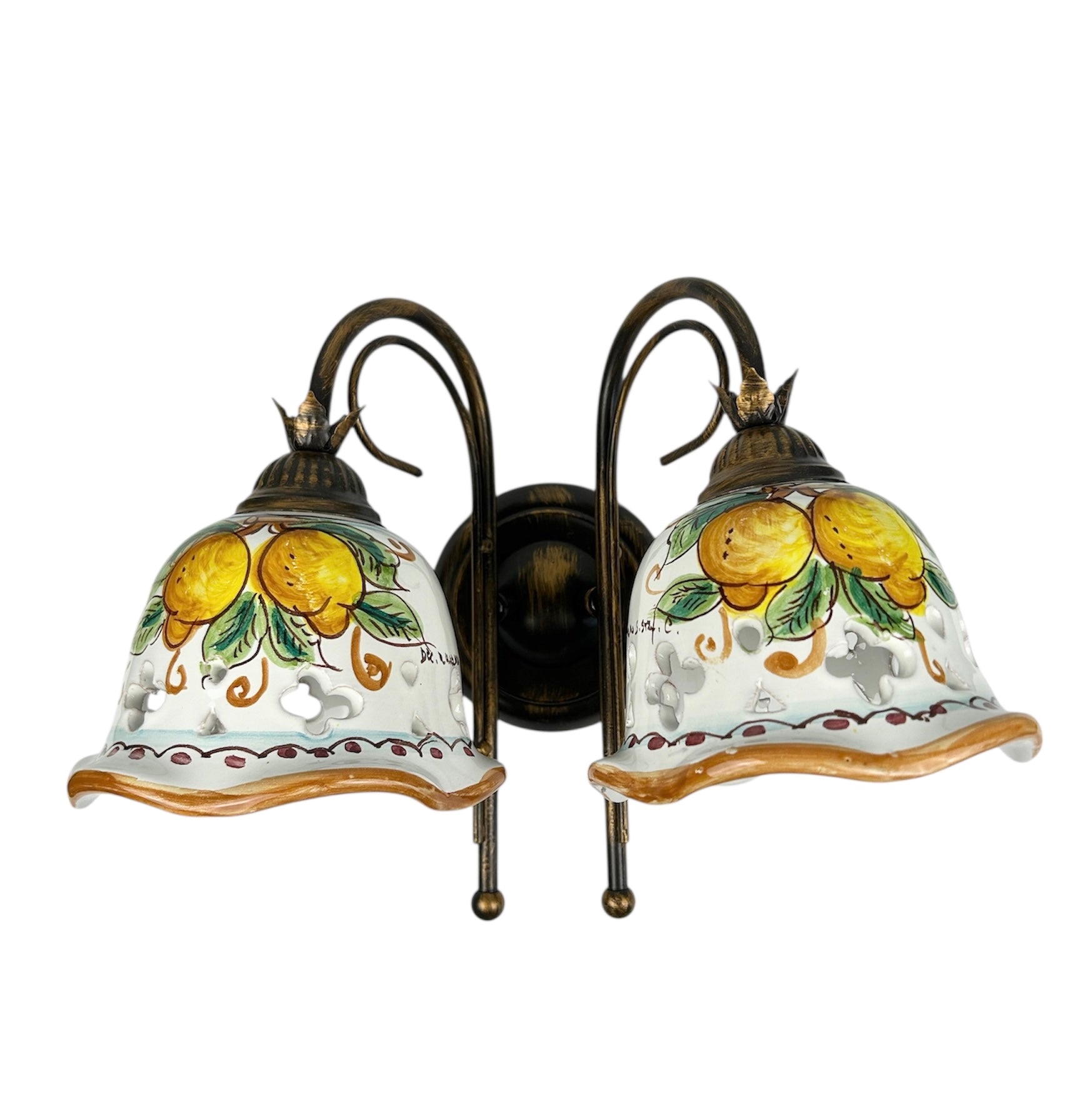 Applique da parete a 2 luci in ferro battuto e ceramica siciliana realizzato e decorato artigianalmente a mano art. limoni