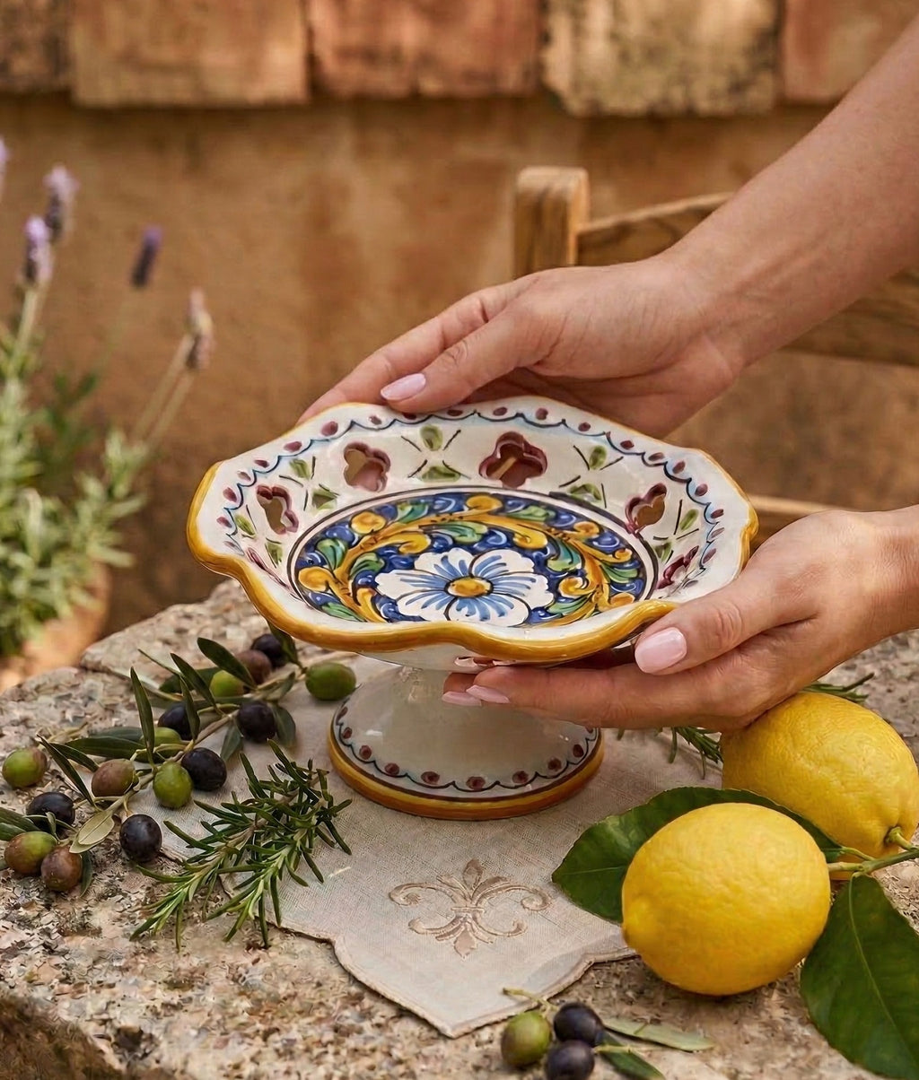 Small ceramic centerpiece decorated by hand by Sicilian ceramists baroque art 5