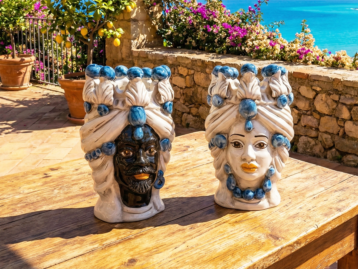Pair of Sicilian ceramic Moor's heads from Caltagirone h20cm art. blue 