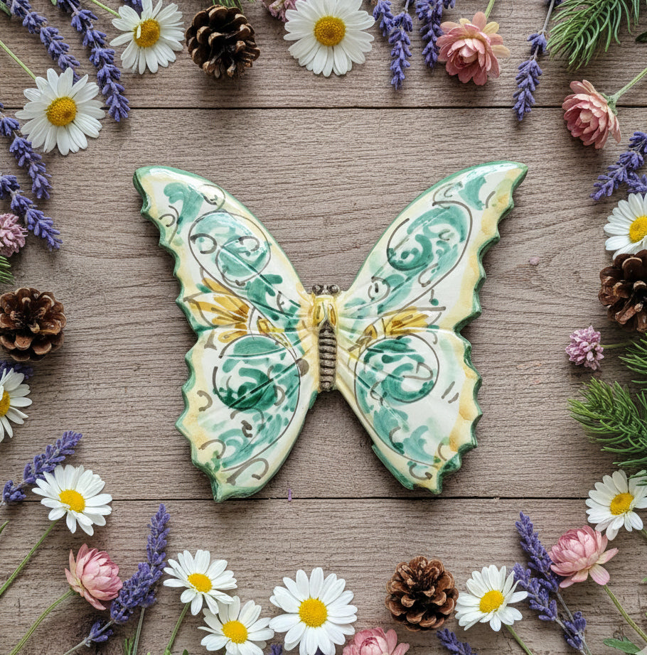 Sicilian ceramic butterfly from Caltagirone, hand-made and decorated, art. 10 
