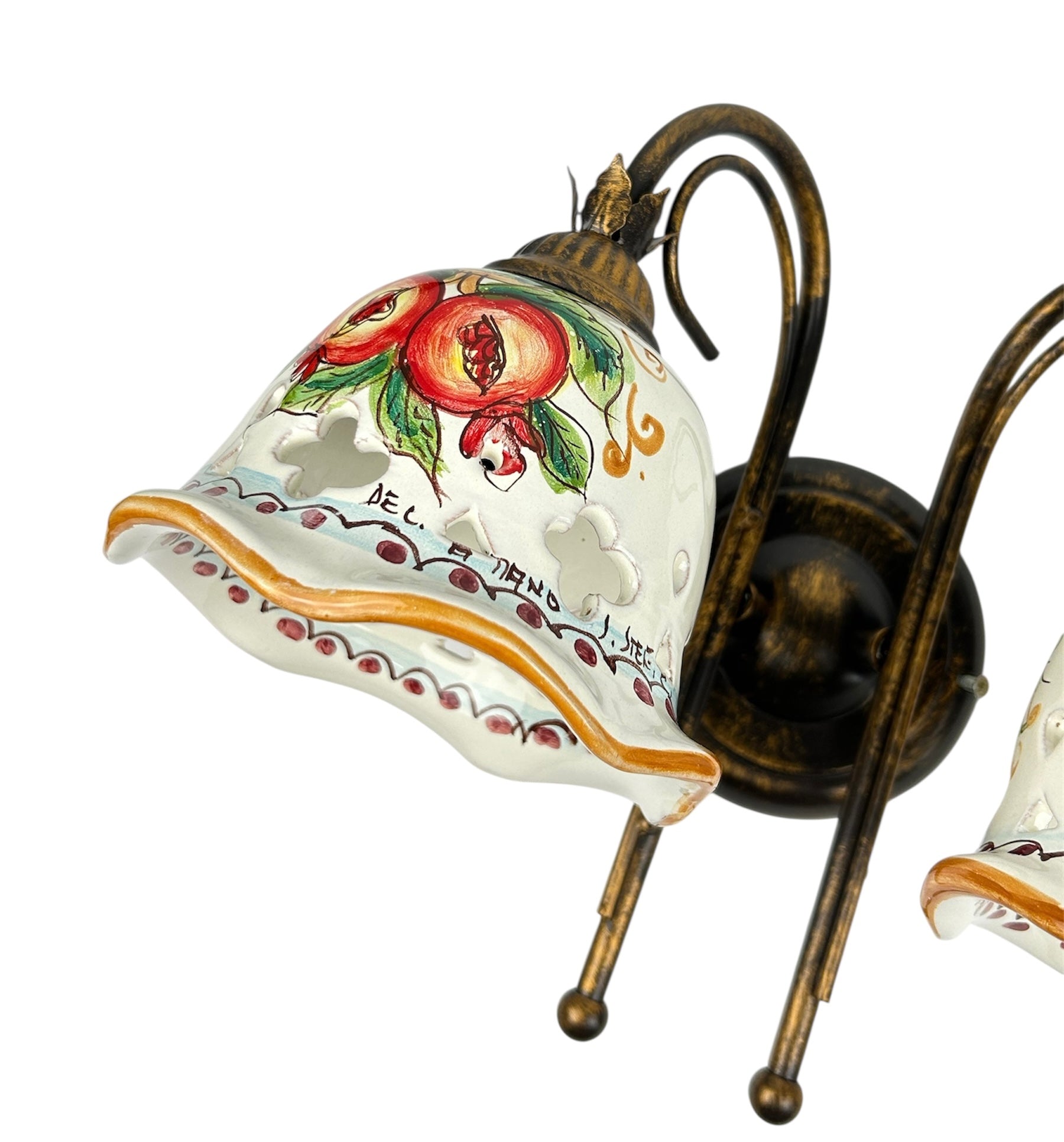 Applique da parete a 2 luci in ferro battuto e ceramica siciliana realizzato e decorato artigianalmente a mano art. melograno