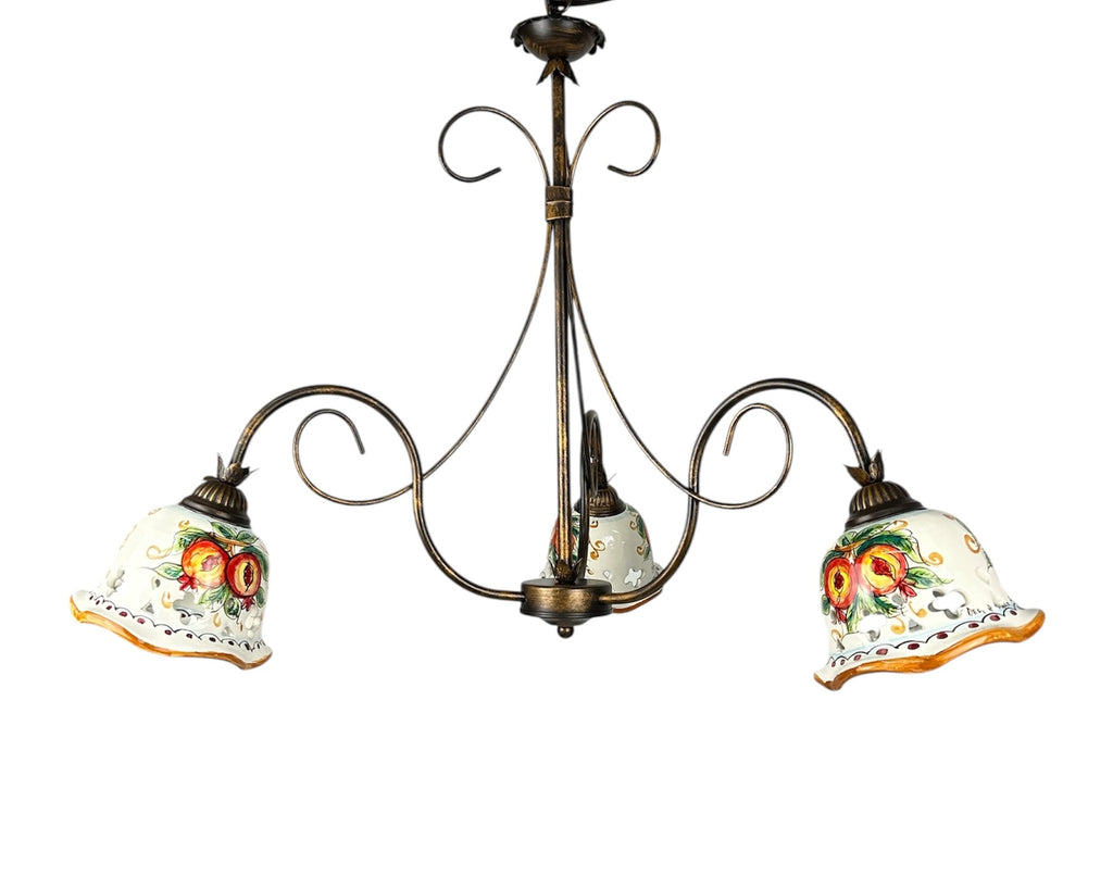 Lampadario a 3 luci in ferro battuto e ceramica siciliana realizzato e decorato artigianalmente coll. melograno