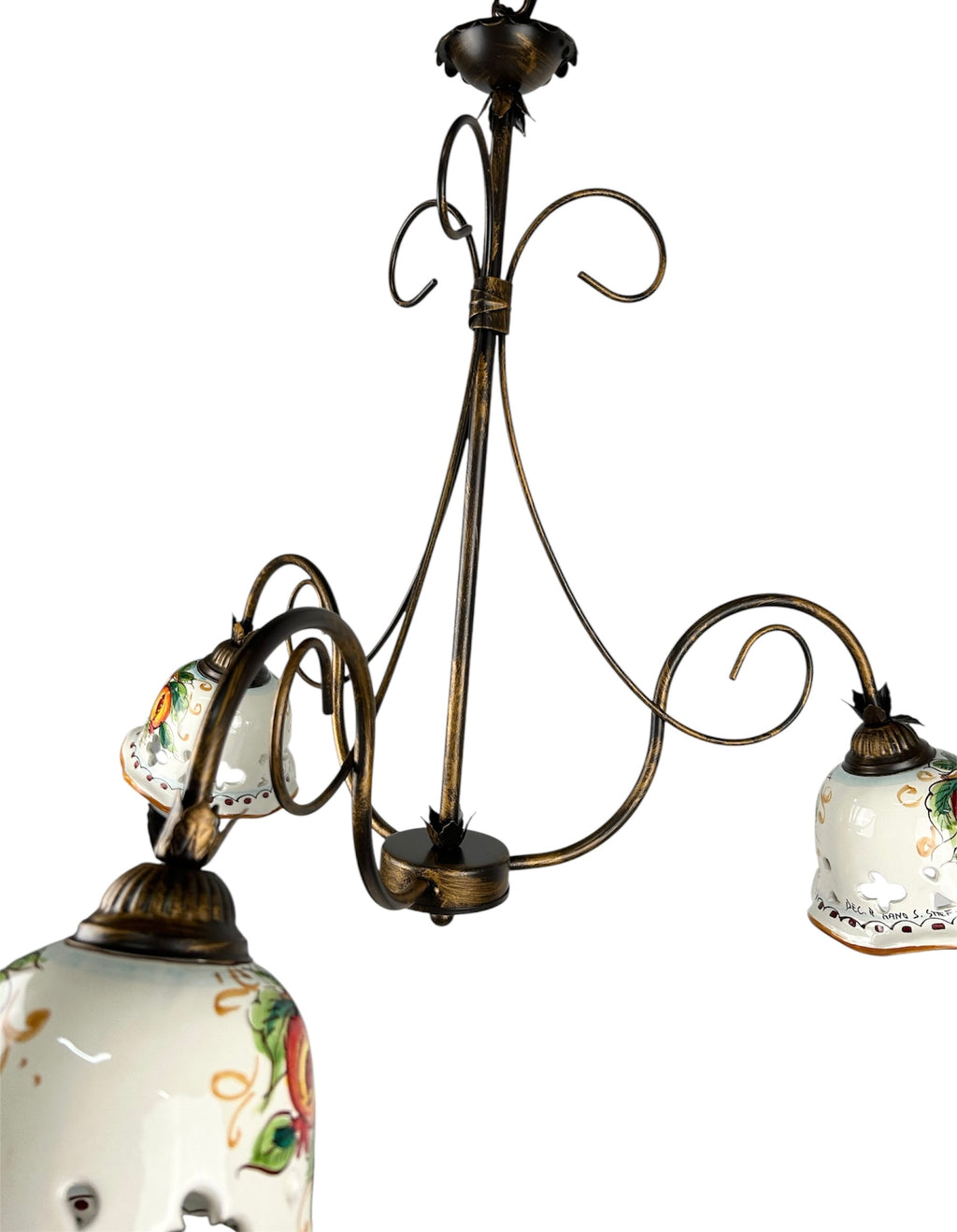 Lampadario a 3 luci in ferro battuto e ceramica siciliana realizzato e decorato artigianalmente coll. melograno