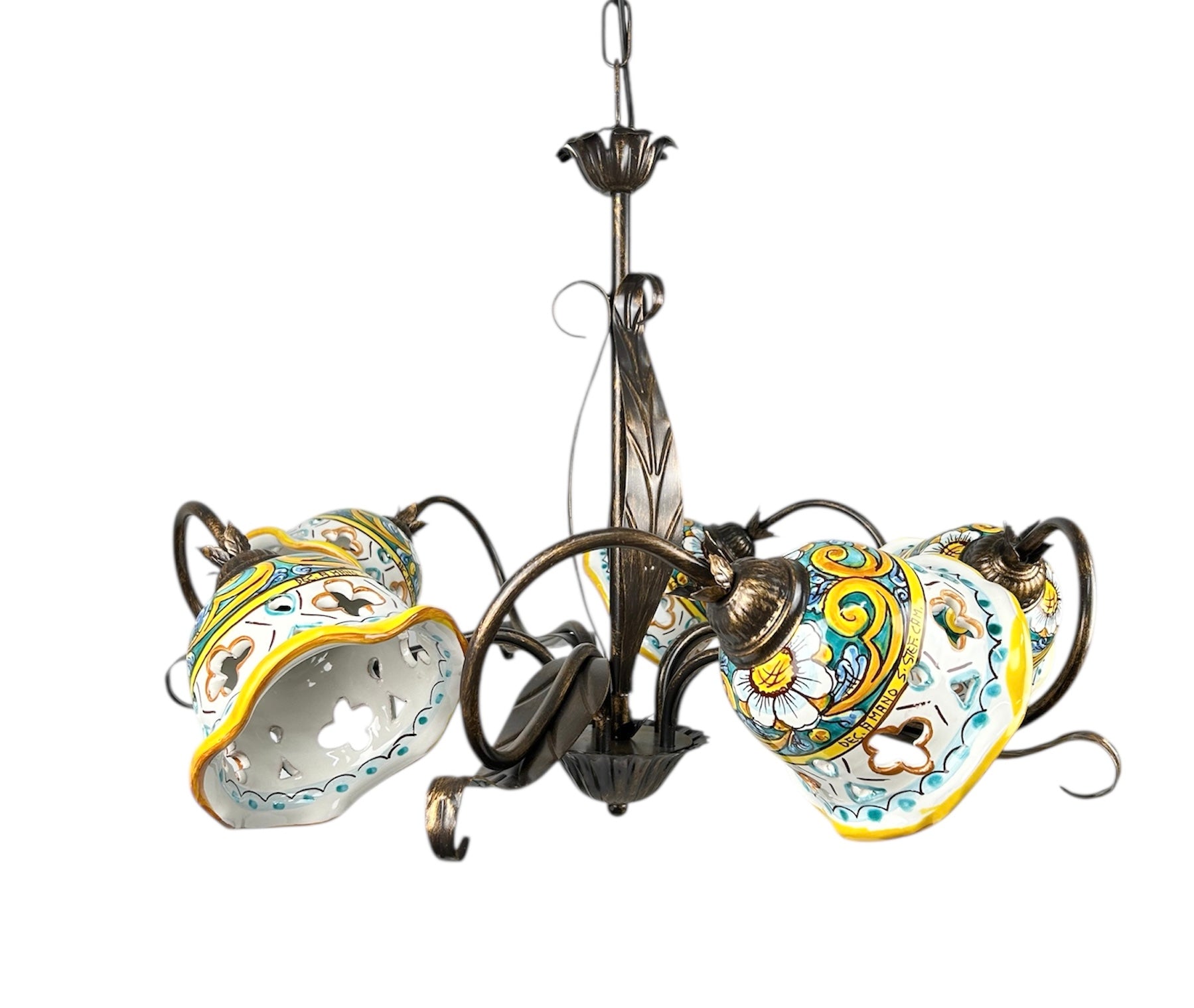 Lampadario a 5 luci in ferro battuto e ceramica realizzato e decorato artigianalmente coll. gomes