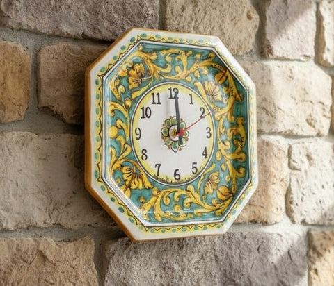 Orologio da parete in ceramica decorata a mano da ceramisti siciliani gianluca art 24