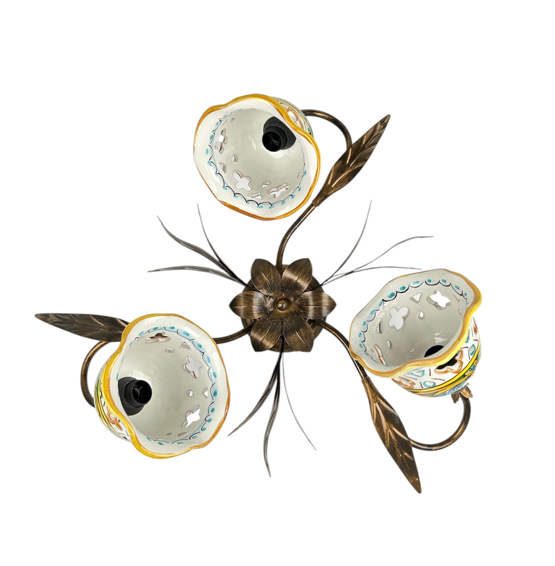 Plafoniera da soffitto a 3 luci in ferro battuto e ceramica siciliana realizzata e decorata artigianalmente coll. gomes