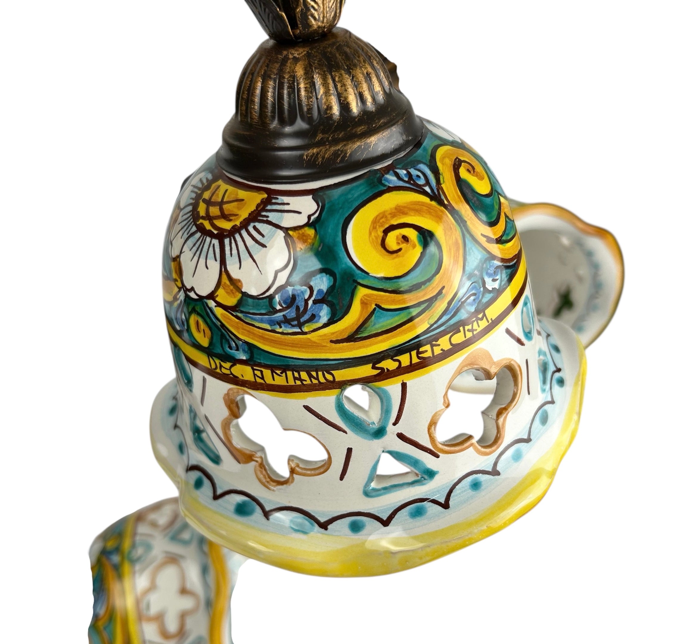 Plafoniera da soffitto a 3 luci in ferro battuto e ceramica siciliana realizzata e decorata artigianalmente coll. gomes