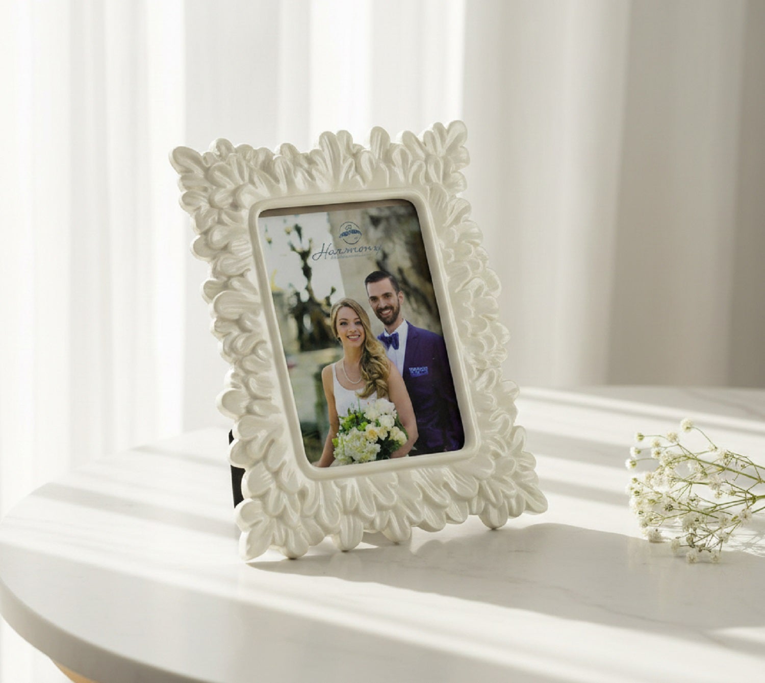 Bomboniera matrimonio portafoto elegante in porcellana decorato bianco harmony PRMT21364