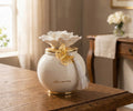 Scatola grande tonda con fiore e candela profumata decorata con farfalla bomboniera per comunione, cresima, matrimonio Harmony PRMT25064