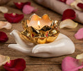 Mano con fiore porta candela in porcellana bomboniera per comunione, cresima, matrimonio Harmony PRMT25102