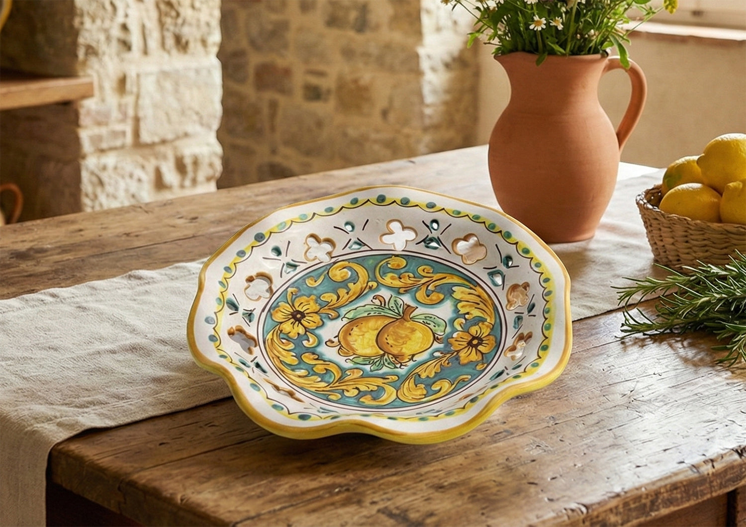 Ciotola grande in ceramica decorata a mano da ceramisti siciliani limoni art 22