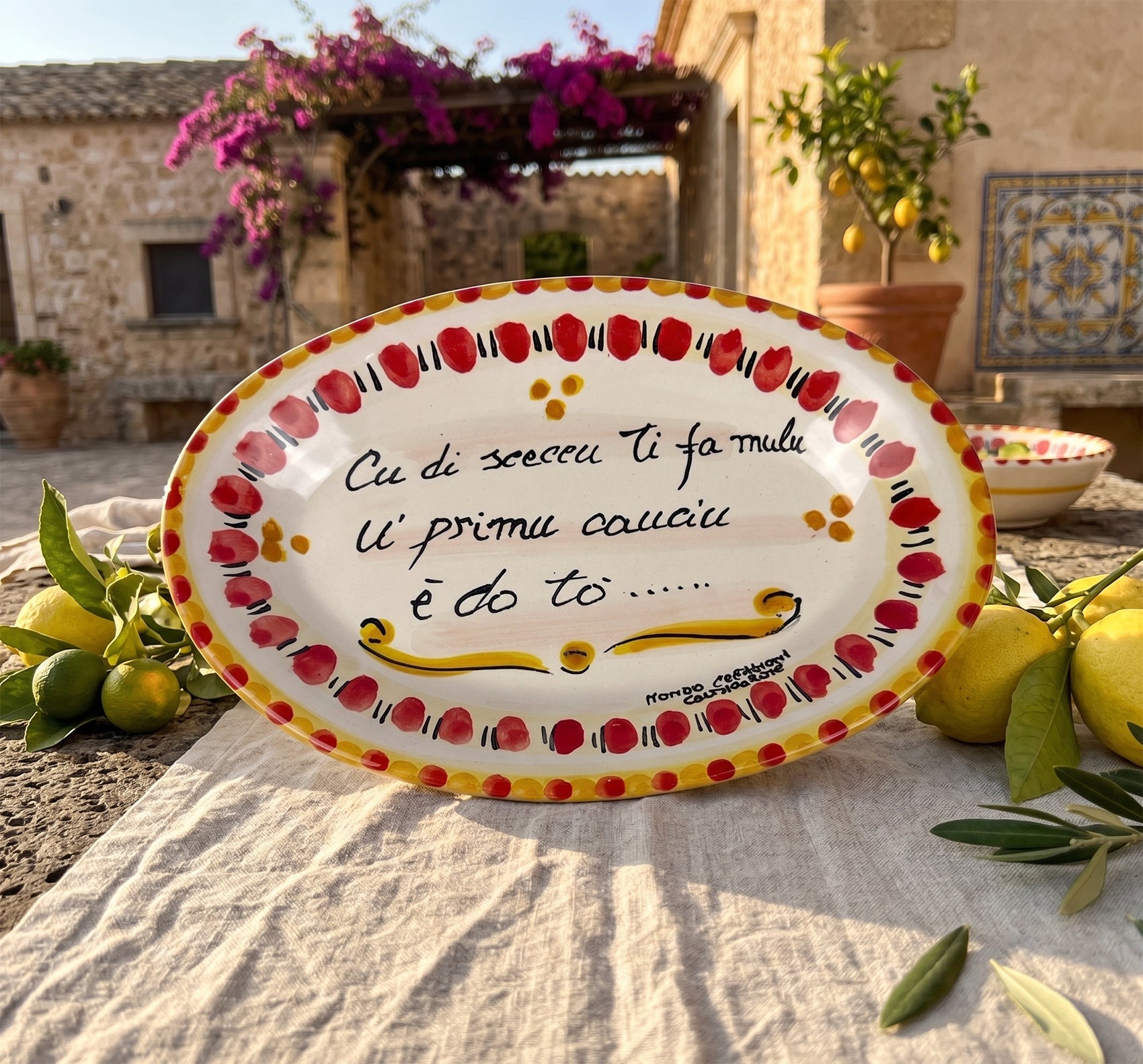 Vassoio proverbio siciliano in ceramica di Caltagirone decorato a mano art 5