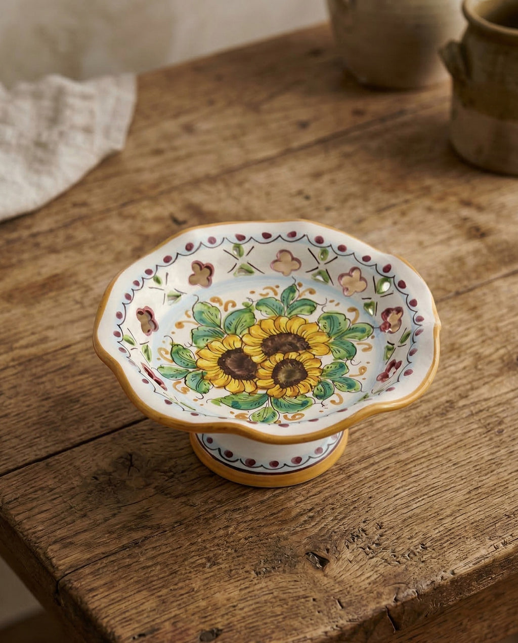 Small ceramic centerpiece decorated by hand by Sicilian ceramists sunflower art 5