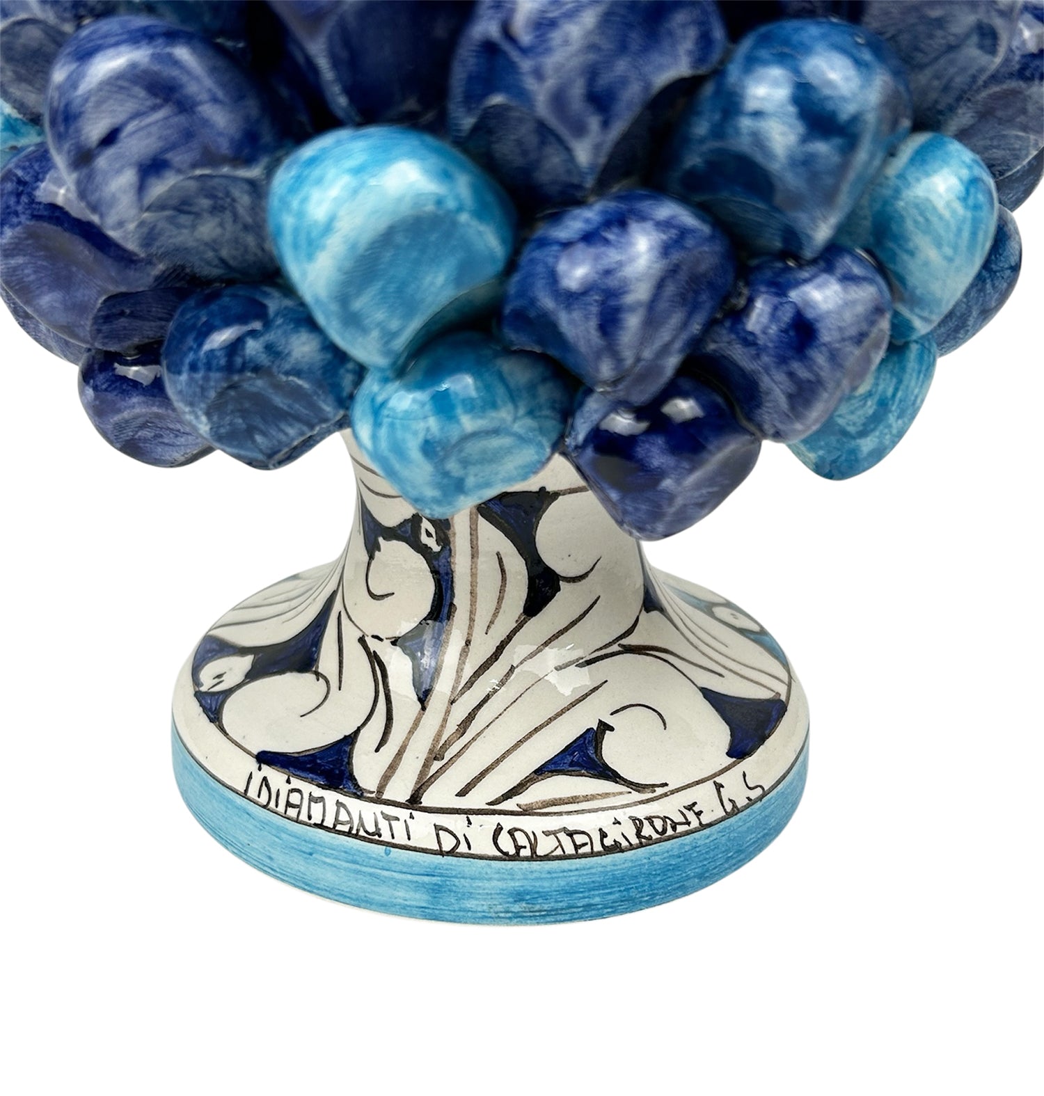 Pigna in ceramica siciliana di Caltagirone dipinta e decorata a mano multicolore blu H20