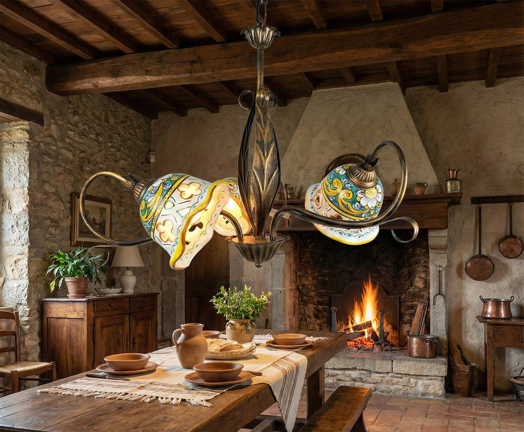 Lampadario a 3 luci in ferro battuto e ceramica realizzato e decorato artigianalmente coll. gomes