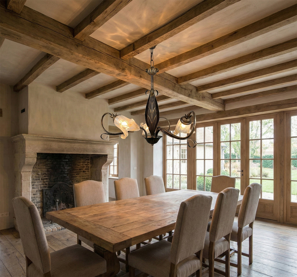 Lampadario a 3 luci classico in ferro battuto e vetro realizzato e decorato artigianalmente coll. scott