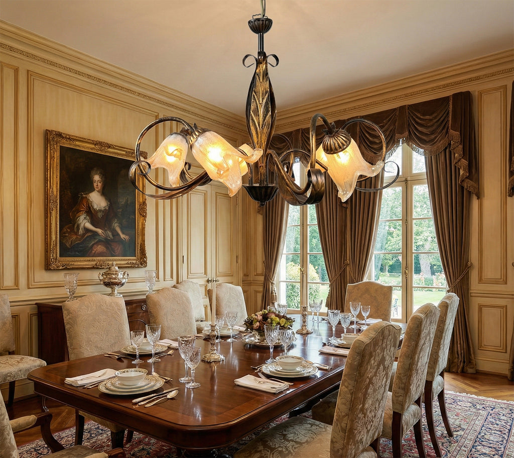 Lampadario a 5 luci classico in ferro battuto e vetro realizzato e decorato artigianalmente coll. scott