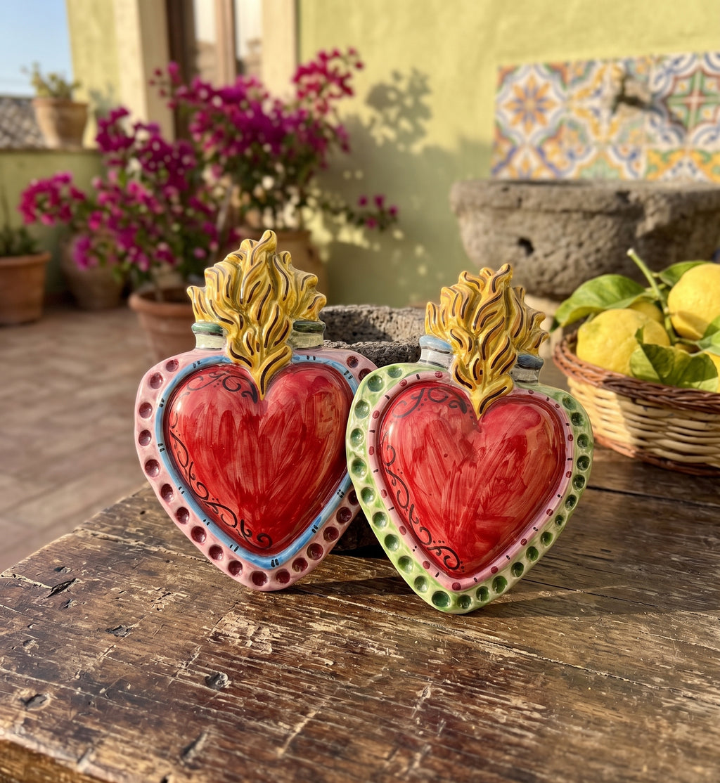 Sacred Heart in Sicilian ceramic from Caltagirone, hand-crafted medium