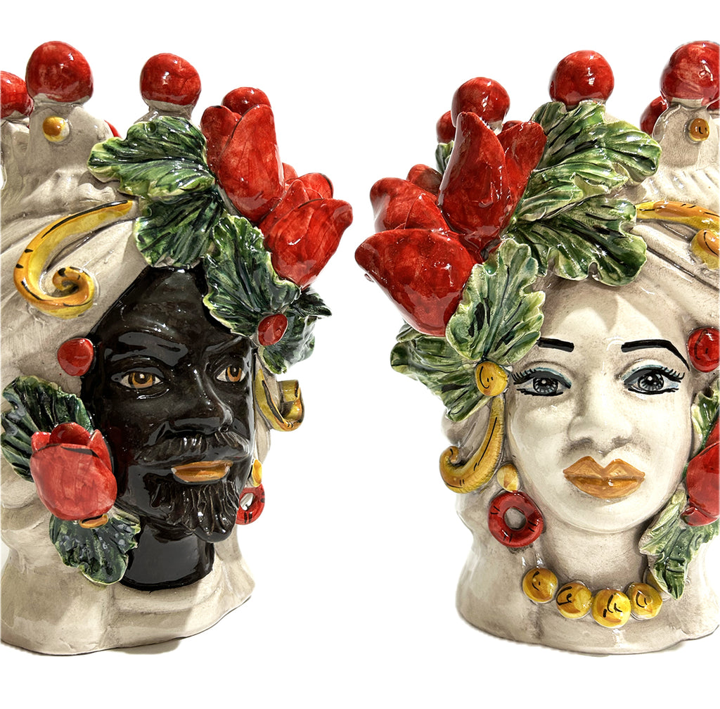 Coppia teste di moro in ceramica siciliana di Caltagirone h 20 cm art. tulipani rossi