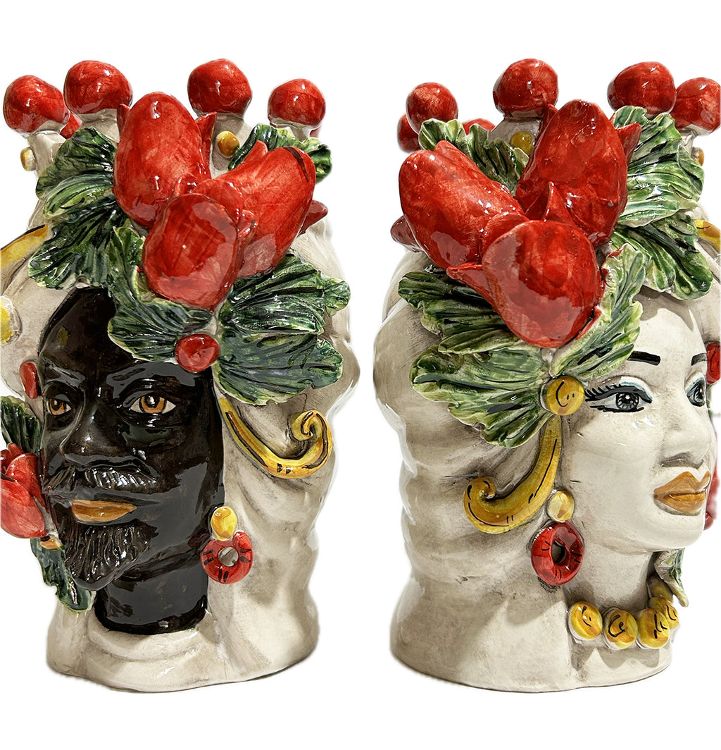 Coppia teste di moro in ceramica siciliana di Caltagirone h 20 cm art. tulipani rossi
