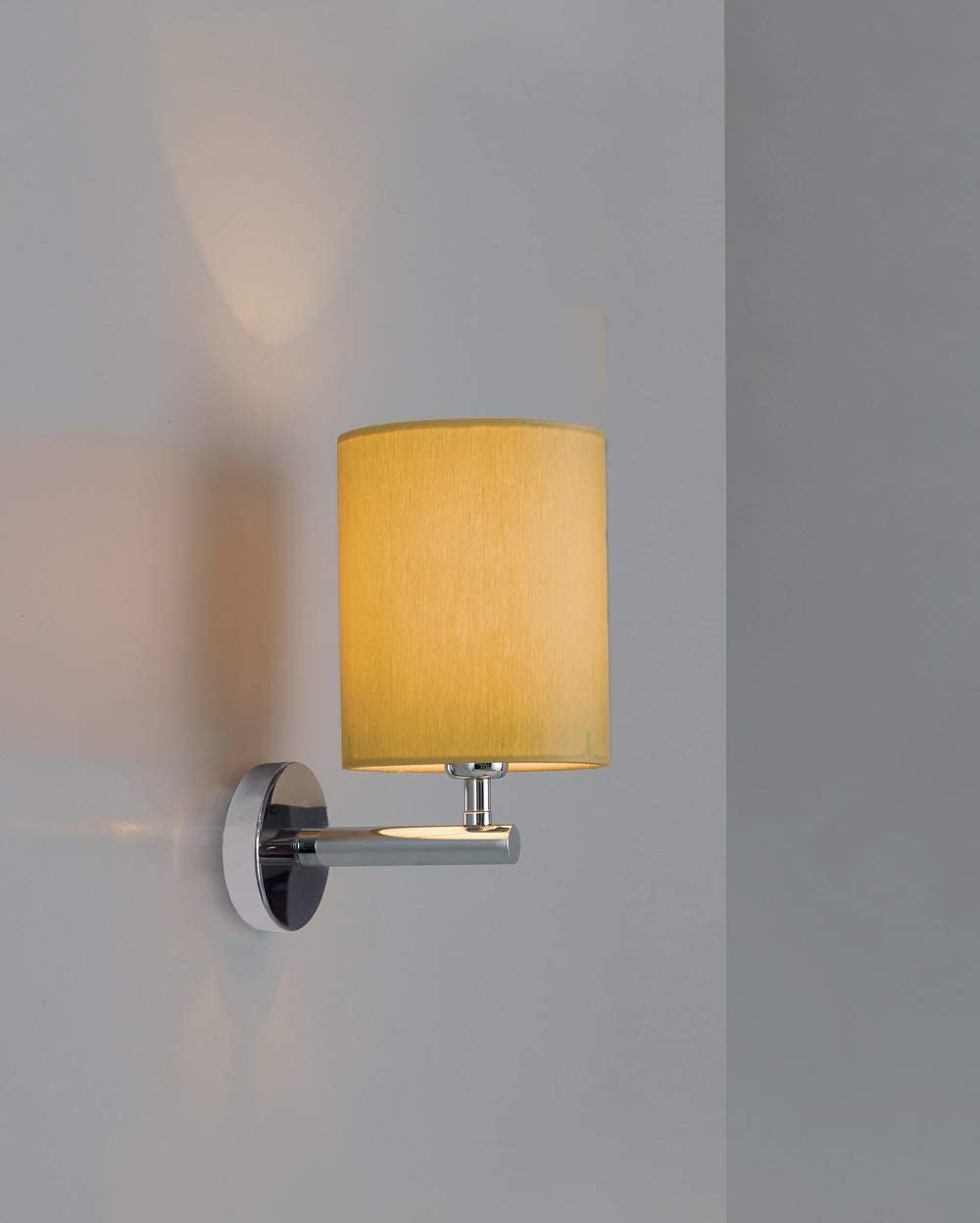 Applique da parete moderno a 1 luce in metallo cromo con paralume cilindrico in tessuto giallo oro PR 6955/A1