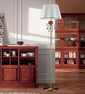 Piantana lampada da terra classica a 1 luce in ottone oro satinato con dettagli in oro antico, vetro di murano e pendenti color topazio con paralume in seta avorio chiaro PR 6830/T45