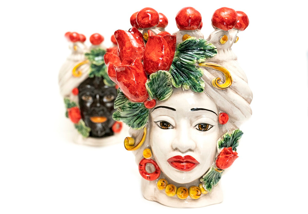 Coppia teste di moro in ceramica siciliana di Caltagirone h30cm art. tulipani rossi