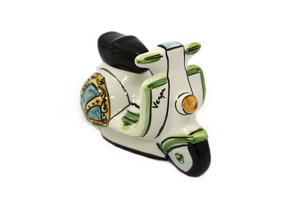 Small Sicilian ceramic Vespa from Caltagirone made and decorated by hand 