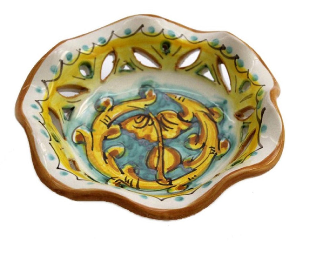 Small ceramic bowl hand decorated by Sicilian ceramists gianluca art 23